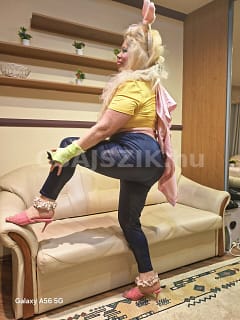 Moniqe Extramassage masszázs +36 30 377 0287 fénykép 5.