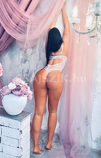 Szandi szexpartner +36 70 357 7558 fénykép 2.