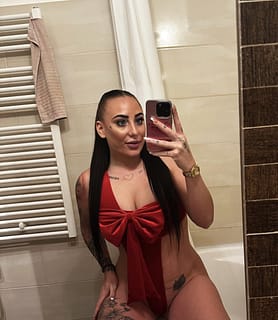 Vivikee (26) - Győr - kép 1050242