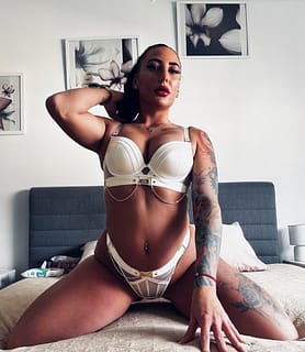 Vivikee (26) - Győr - kép 1031831