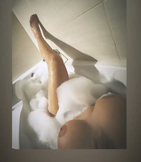 Laura (26) - Győr - kép 1048838