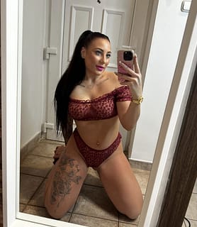 Vivikee (26) - Győr - kép 1047275