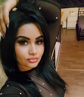 Nia (22) - Debrecen - kép 1049979