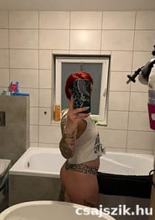 Noémi szexpartner +36 30 603 6385 fénykép 4.