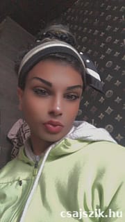 Dolloresz csincsi transzvesztita +36 30 240 5985 fénykép 3.