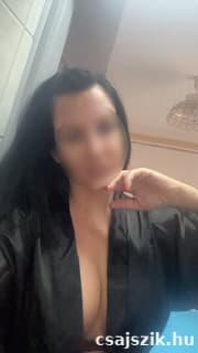 Nina masszázs +36 30 732 8210 fénykép 2.