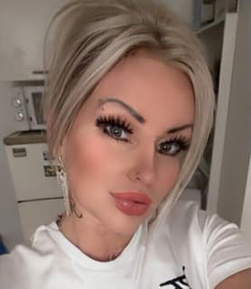 Cony (42) - Sopron - kép 1044077