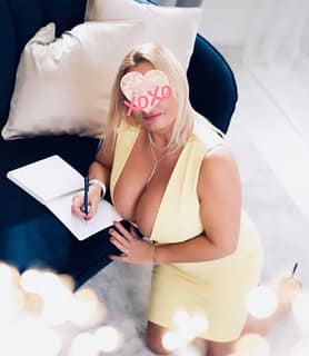 Bony formás milf (45) - Sopron - kép 911633