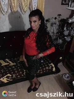Dolloresz csincsi transzvesztita +36 30 240 5985 fénykép 1.