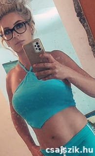 Adrienn szexpartner +36 30 140 0562 fénykép 4.