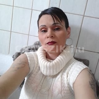 Krisztia szexpartner +36 30 748 1575 fénykép 7.